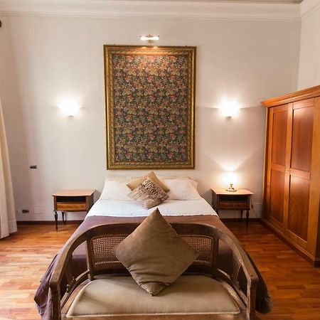 Monia Coliseum Apartment Рим Екстер'єр фото