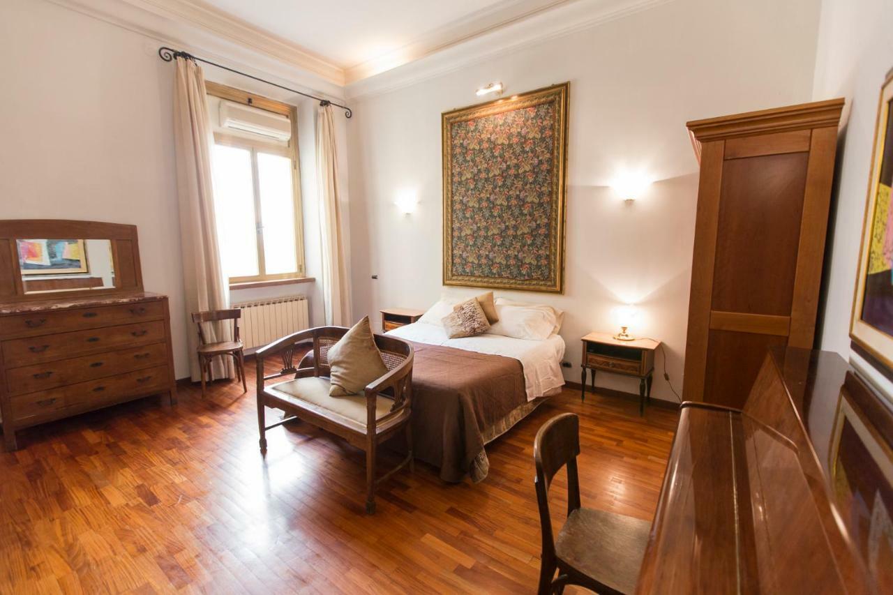 Monia Coliseum Apartment Рим Екстер'єр фото